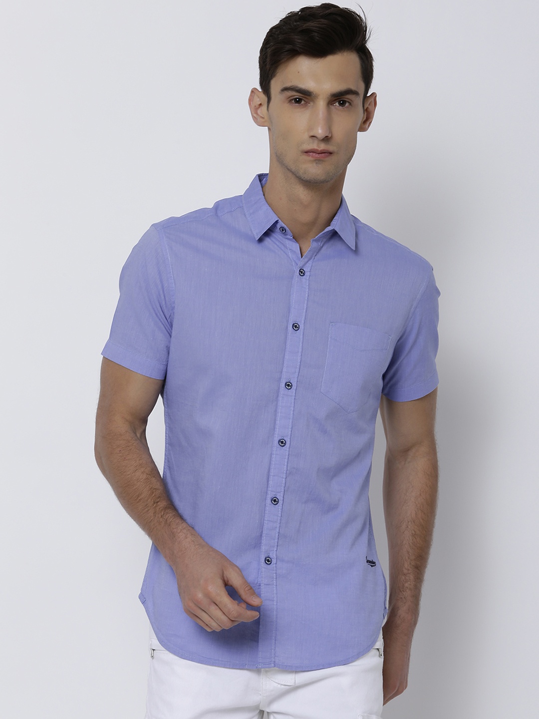 

LOCOMOTIVE Men Blue Slim Fit Solid Casual Shirt