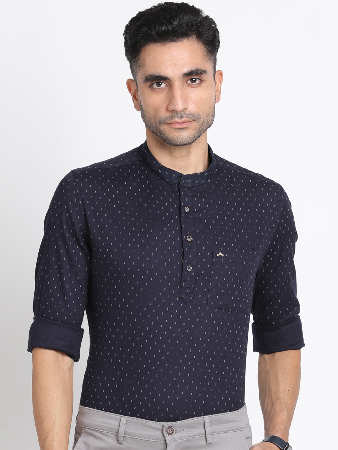 

Turtle Printed Cotton Casual Shirt, Navy blue