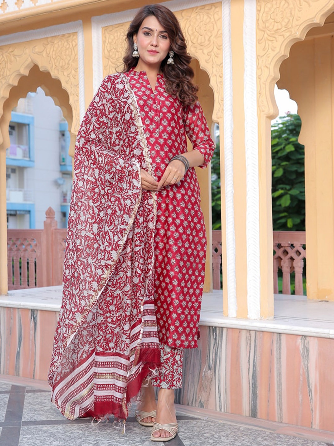 

Jaipuri Adaah Floral Printed Regular Chanderi Silk Kurta with Trousers & Dupatta, Red