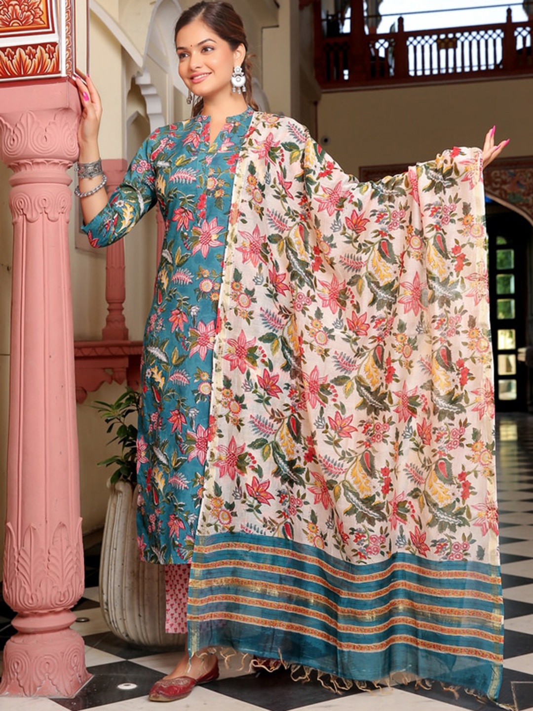 

Jaipuri Adaah Floral Printed Regular Pure Cotton Kurta With Trousers & Dupatta, Blue