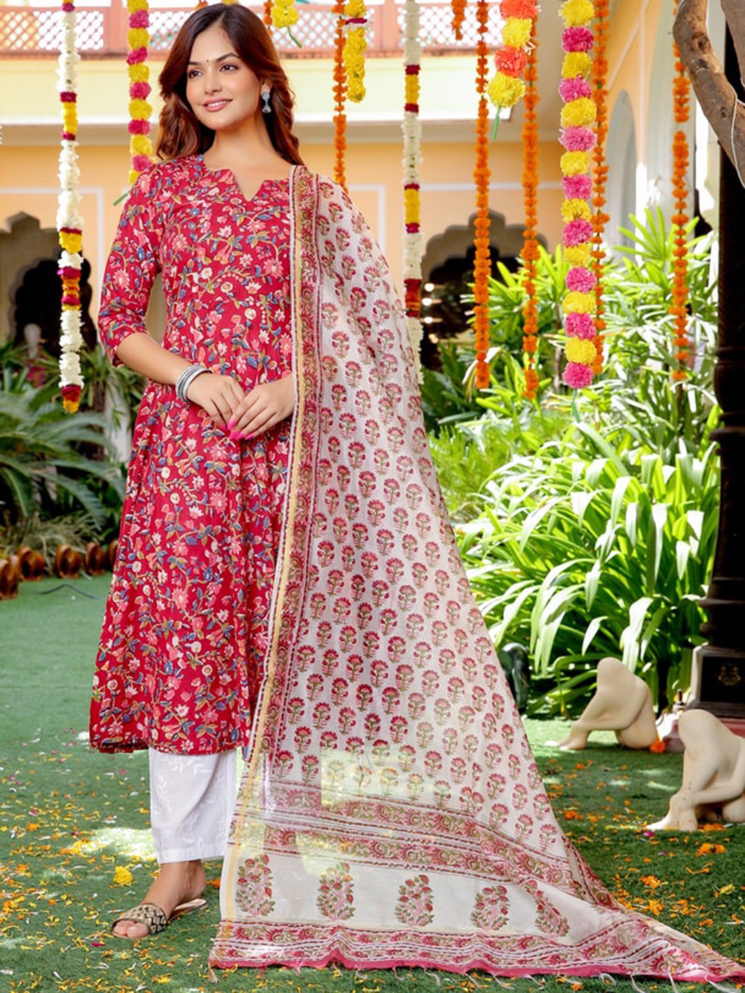

Jaipuri Adaah Floral Printed Anarkali Pleated Pure Cotton Kurta Set With Dupatta, Red
