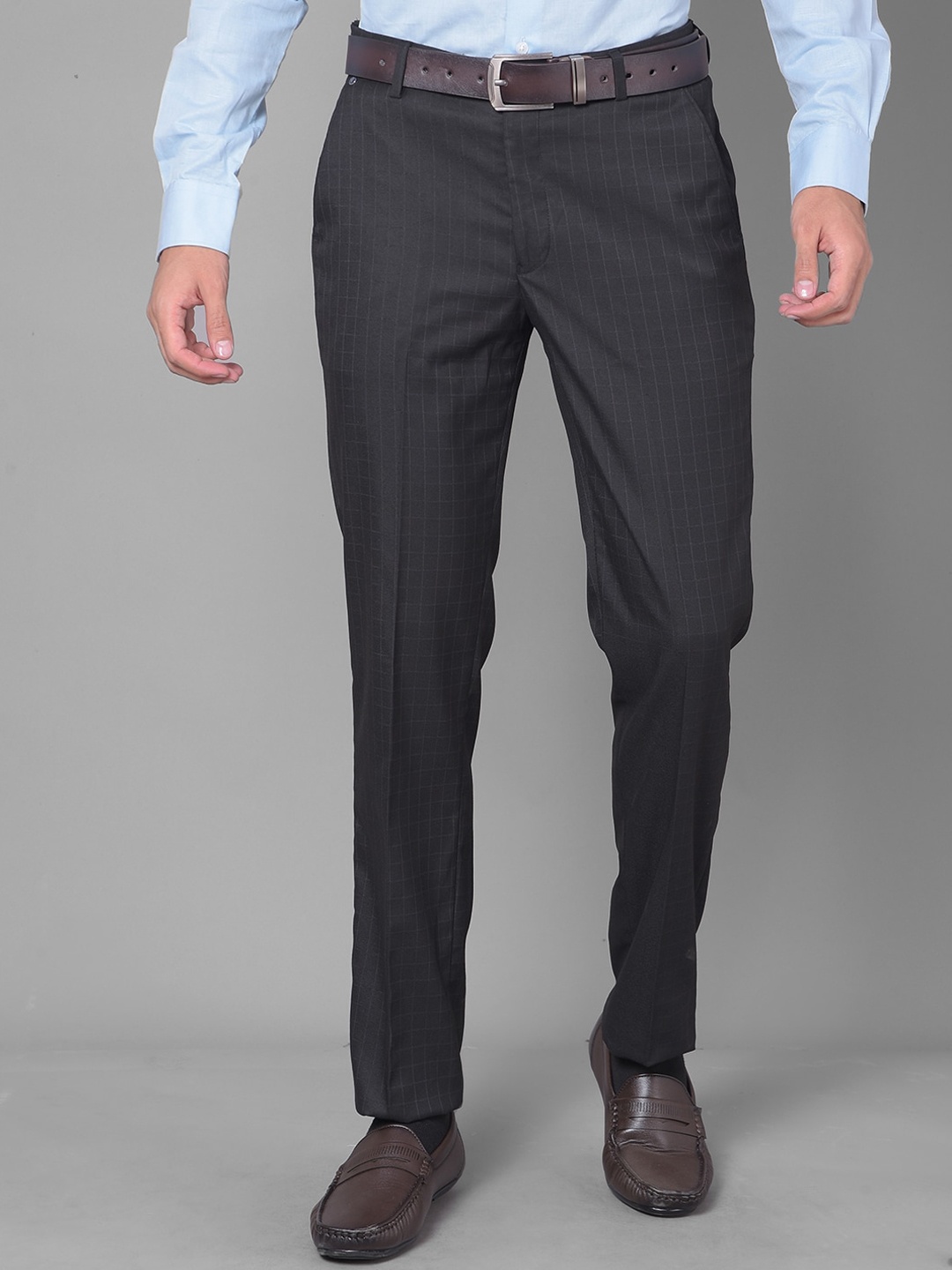 

Canary London Men Smart Slim Fit Wrinkle Free Trousers, Black