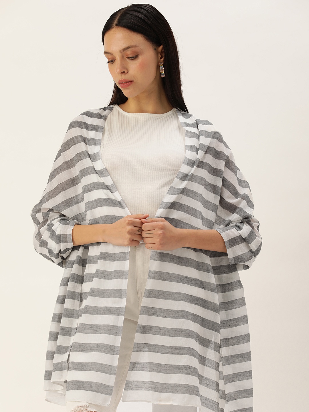 

ASVA Women Striped Scarf, Grey