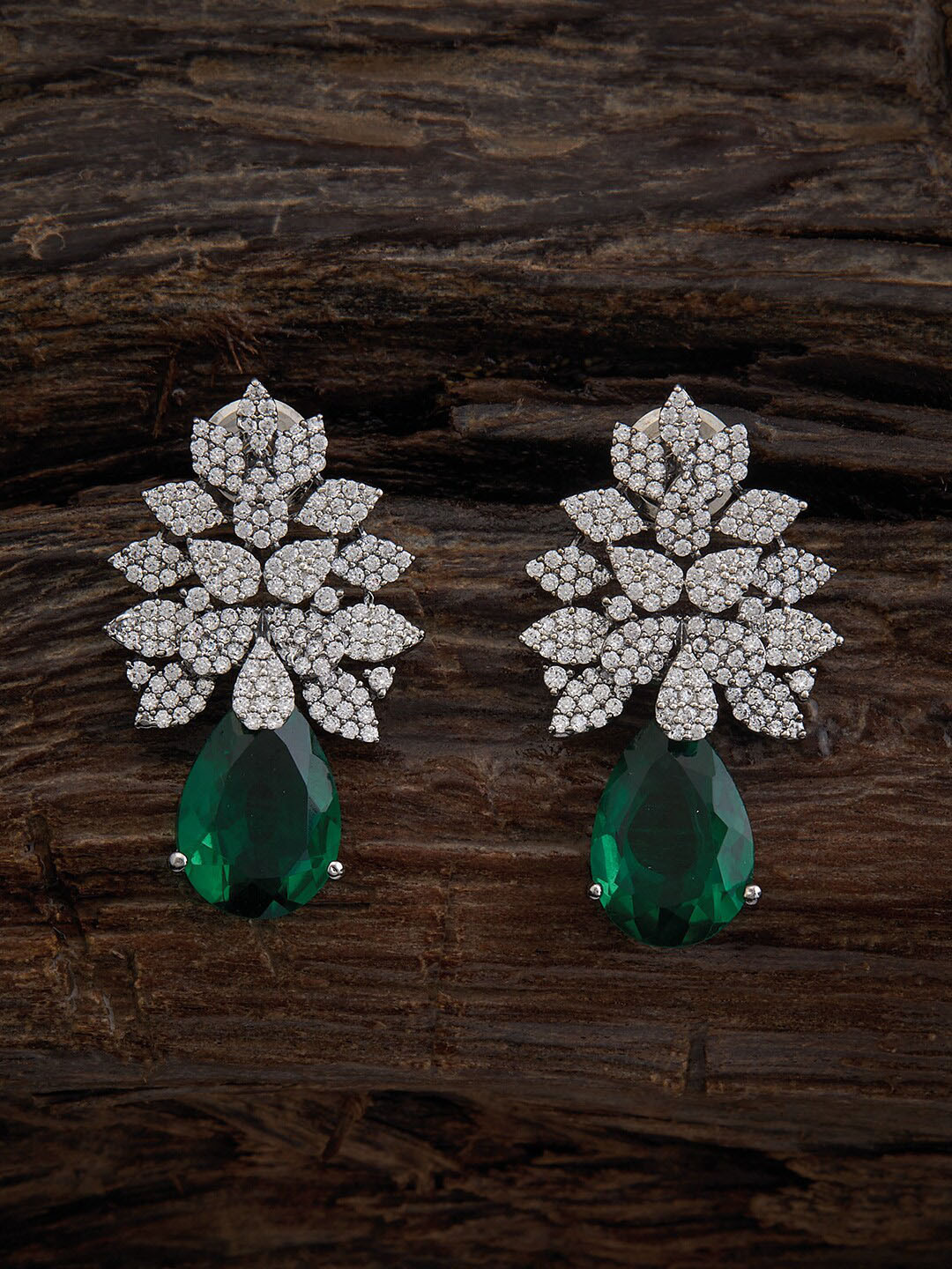

Kushal's Fashion Jewellery Green Teardrop Shaped Studs Earrings