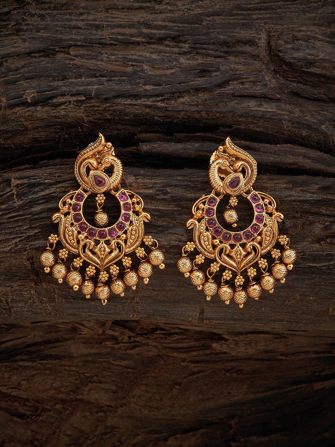 

Kushal's Fashion Jewellery Gold-Plated Crescent Shaped Chandbalis