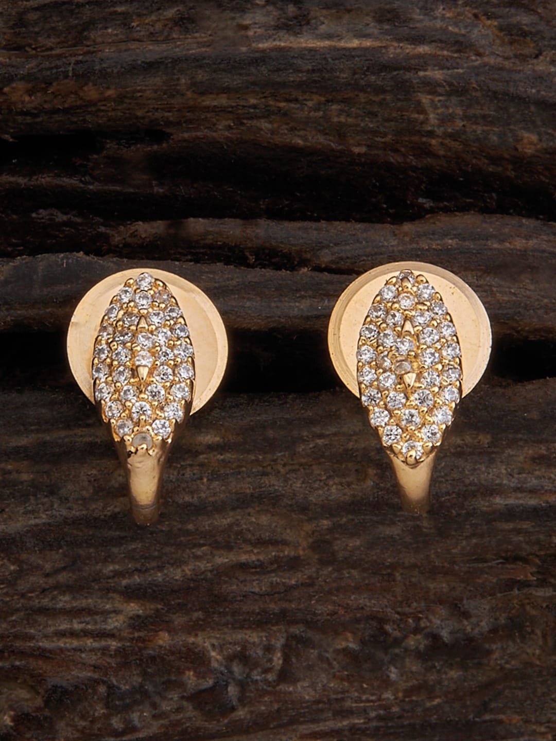 

Kushal's Fashion Jewellery Gold-Plated Contemporary Studs Earrings