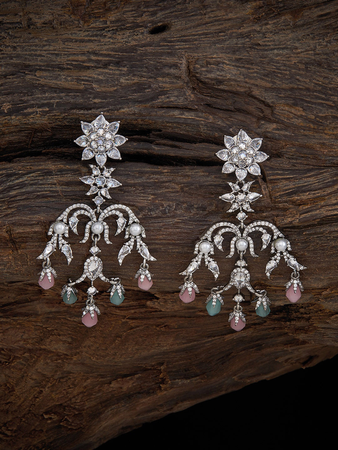 

Kushal's Fashion Jewellery Silver-Plated Contemporary Studs Earrings
