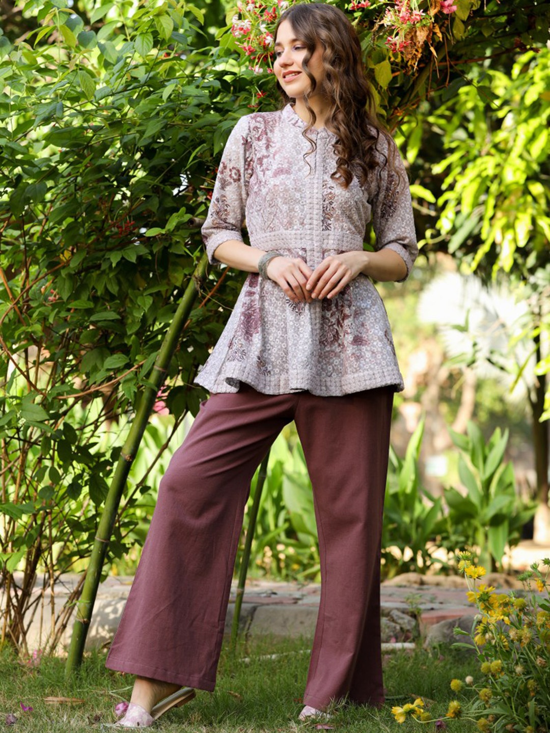 

FASHION DWAR Floral Printed Thread Work Detail Pure Cotton A-Line Top with Palazzos, White