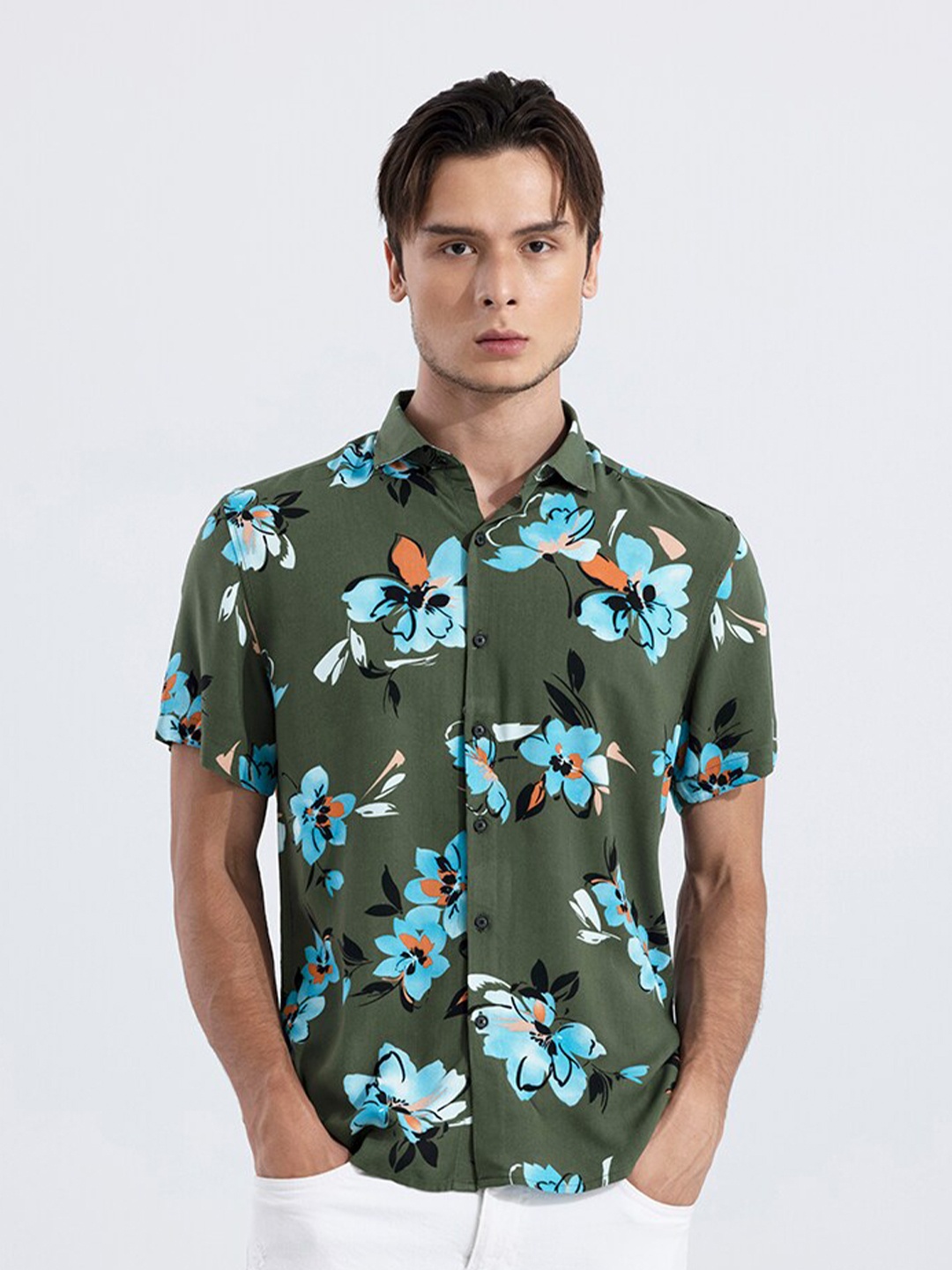 

Snitch Green Classic Floral Printed Spread Collar Casual Shirt