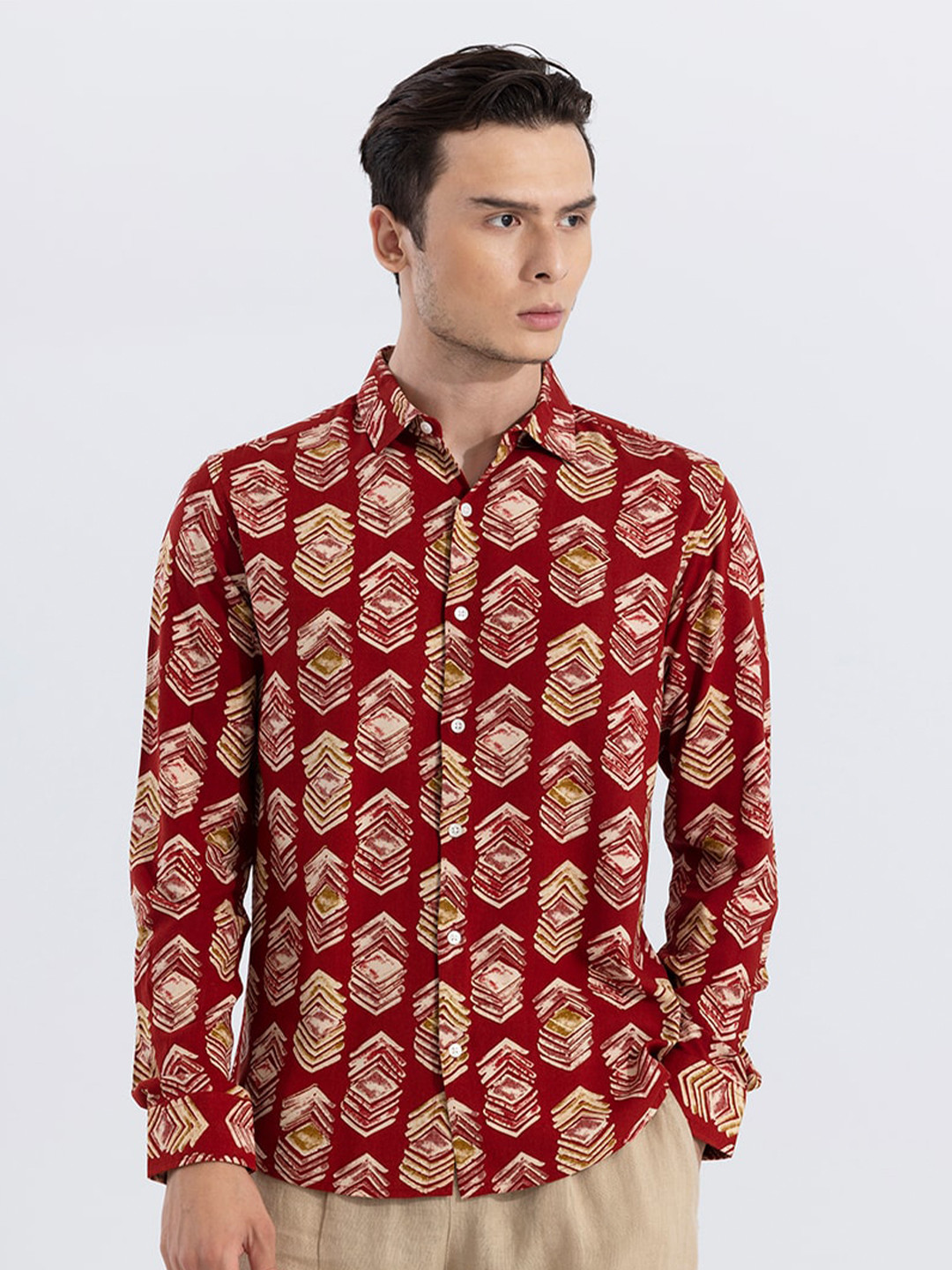 

Snitch Classic Slim Fit Opaque Printed Casual Shirt, Red