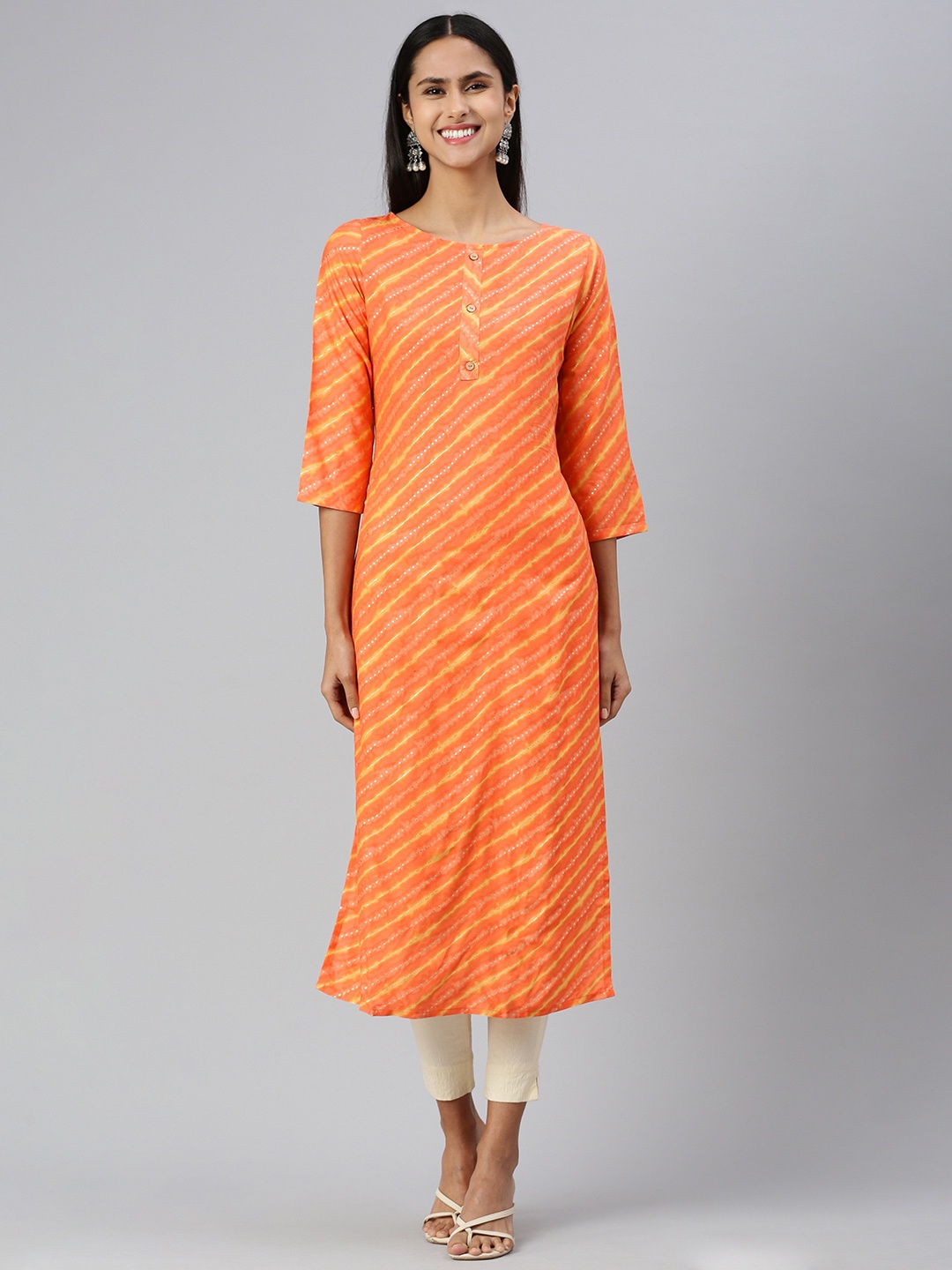

HRITIKA Women Leheriya Striped Kurta, Orange