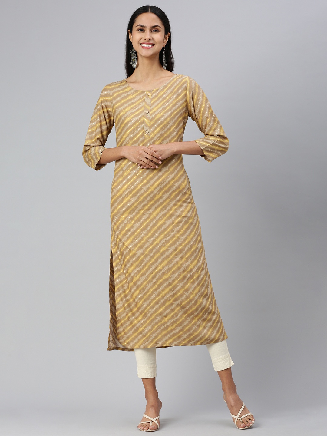 

HRITIKA Women Leheriya Striped Kurta, Brown