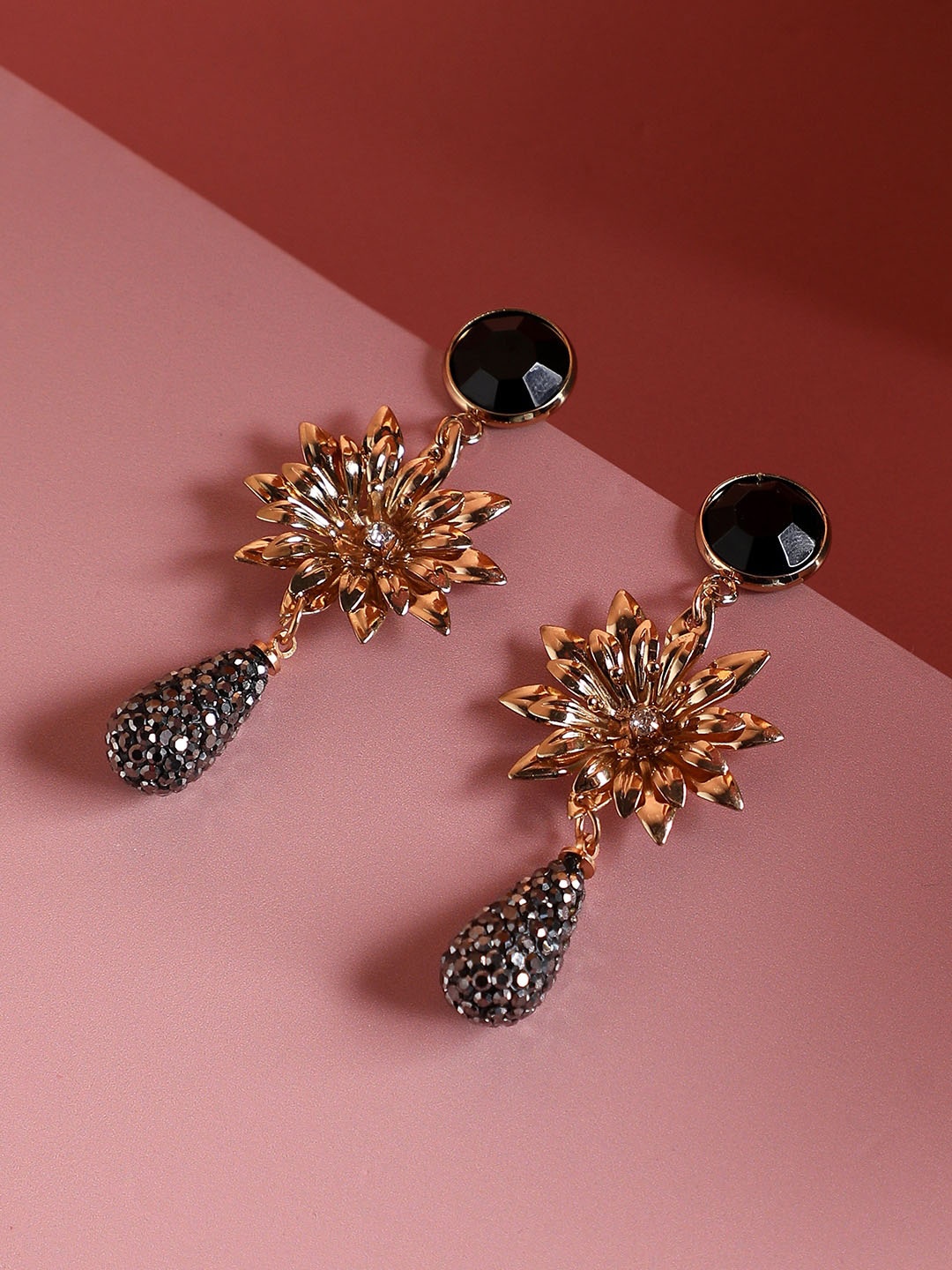 

SOHI Gold-Plated Stone Studded Floral Drop Earrings