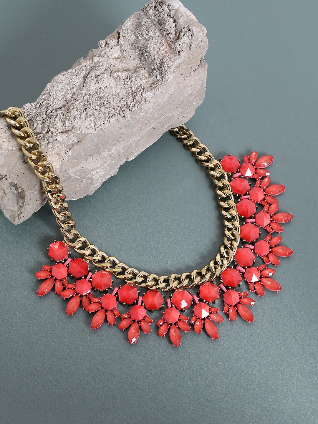 

SOHI Gold-Plated Necklace