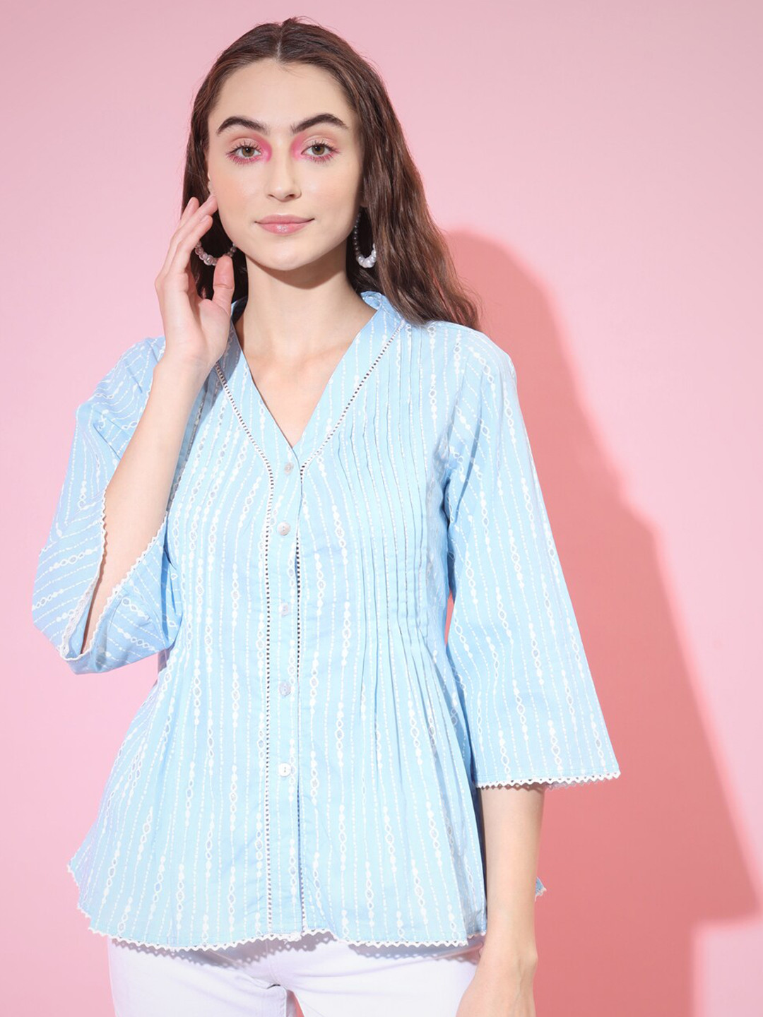 

Sangria Geometric Printed Cotton V-Neck A-Line Top, Blue