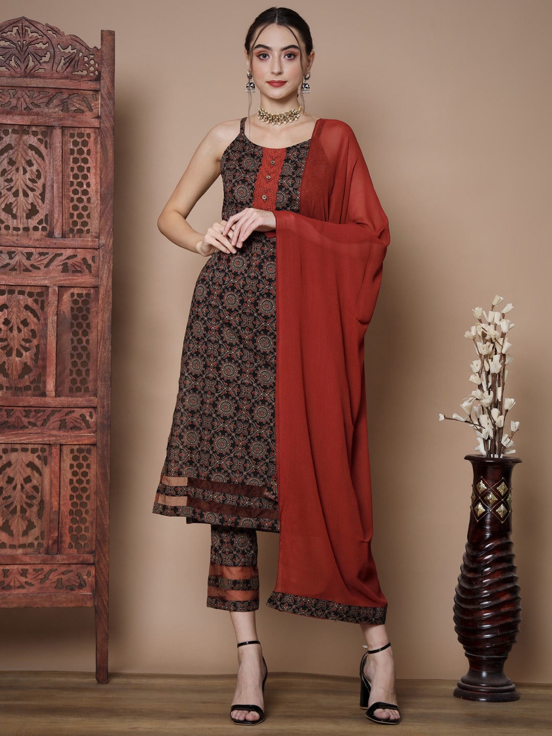 

Sangria Black Ethnic Motifs Printed Pure Cotton Straight Kurta With Trousers & Dupatta