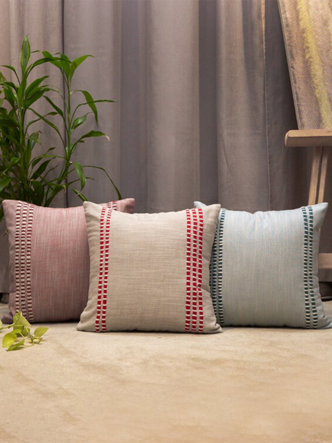

ZEBA Blue & Pink 3 Pieces Square Cotton Cushion Covers