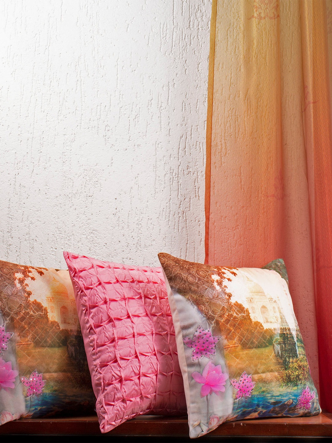 

ZEBA Pink & Brown 3 Pieces Floral Square Cushion Covers