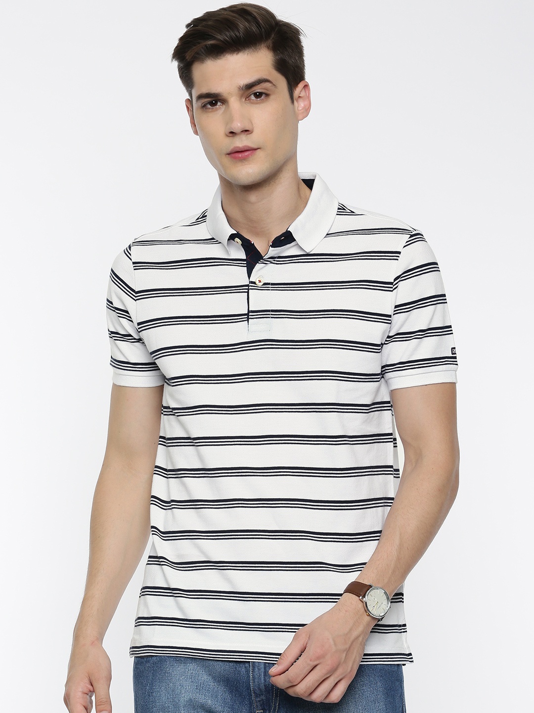 

Arrow Sport White Striped Polo Collar T-shirt