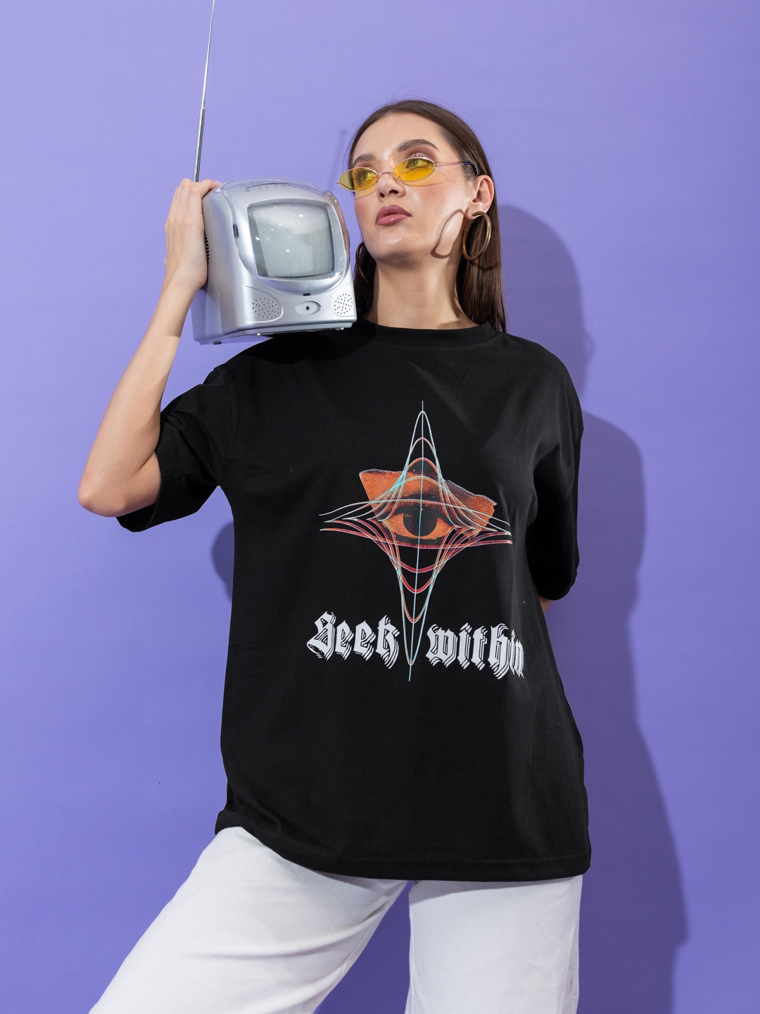 

Stylecast X Hersheinbox Women Printed Pure Cotton Oversized T-shirt, Black