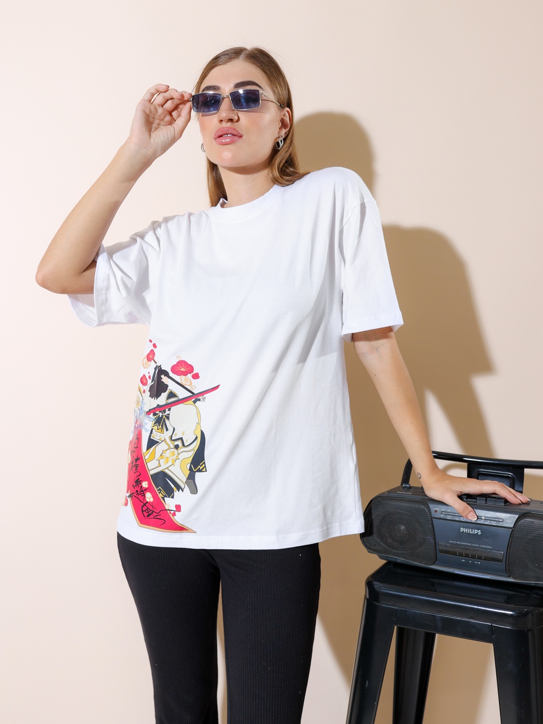 

Stylecast X Hersheinbox Pure Cotton Graphic Printed Drop-Shoulder Relaxed Fit T-shirt, White