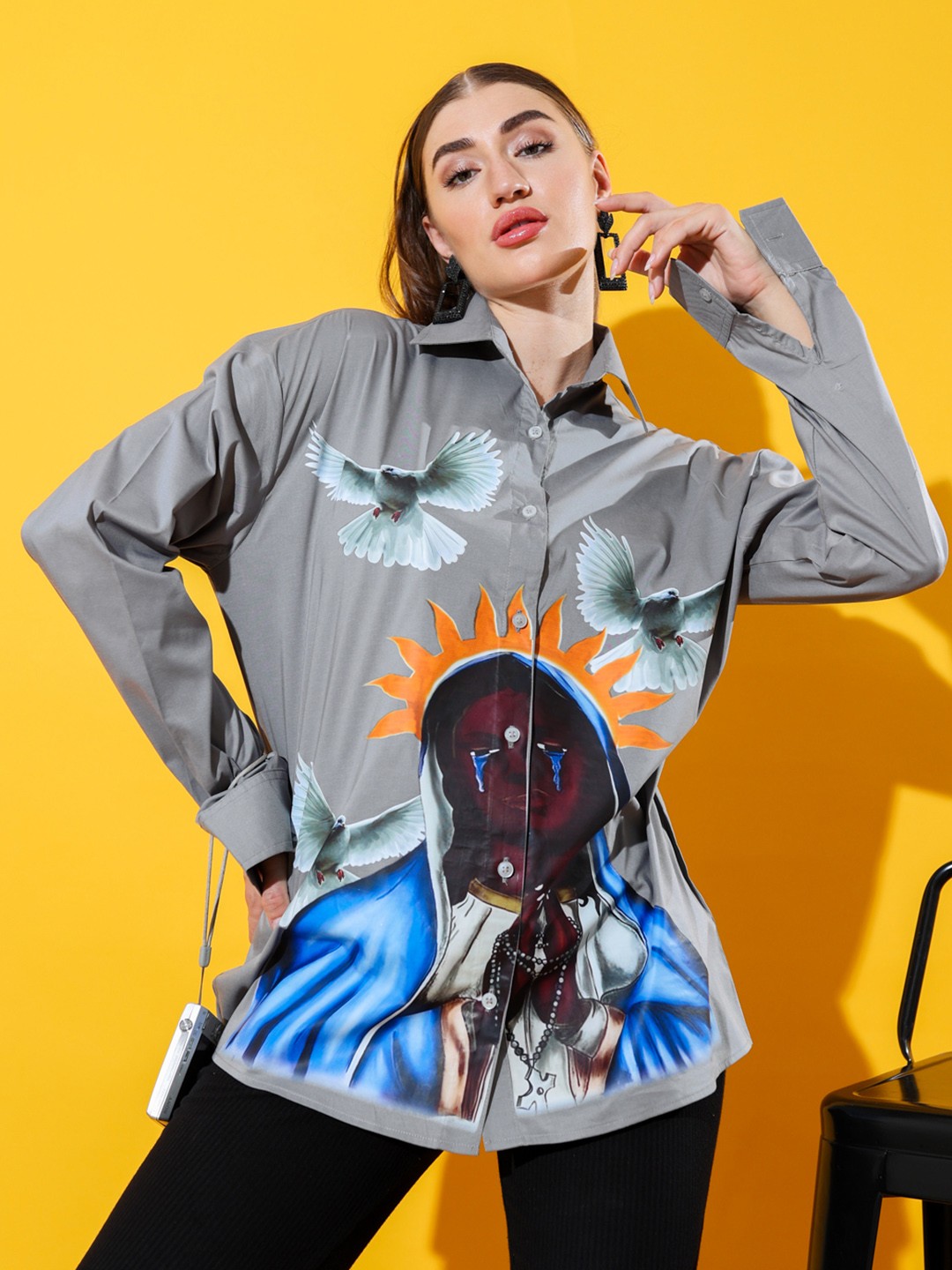 

Stylecast X Hersheinbox Comfort Graphic Printed Pure Cotton Casual Shirt, Grey