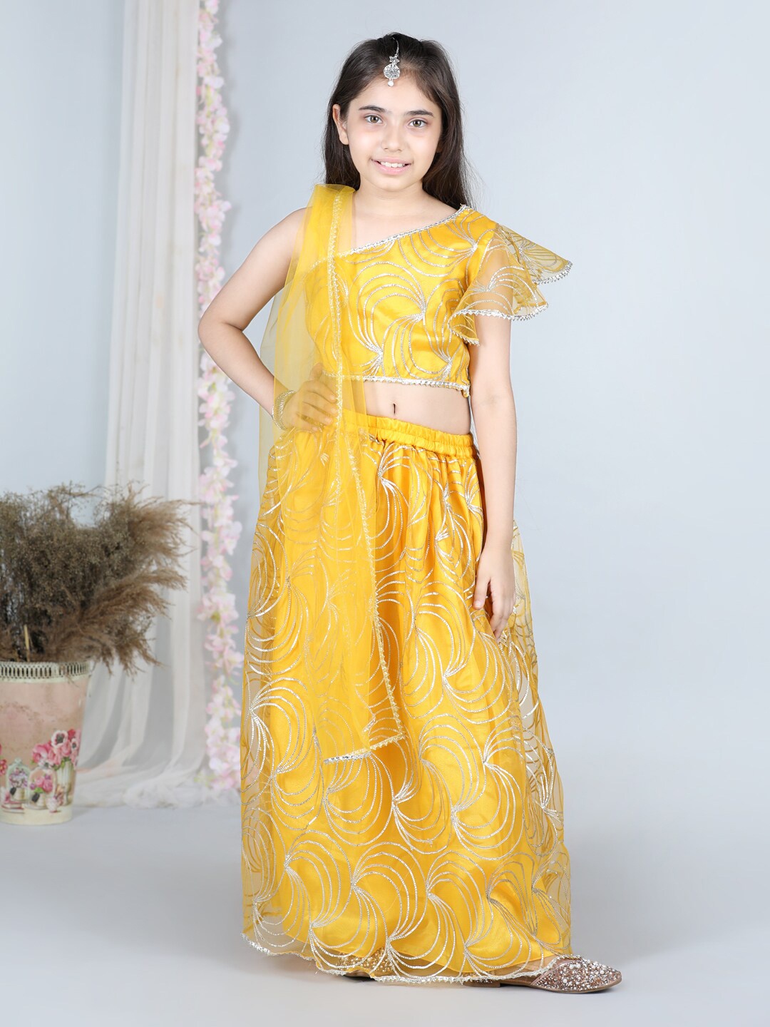 

Cutiekins Girls Embellished Ready to Wear Lehenga & Blouse With Dupatta, Yellow