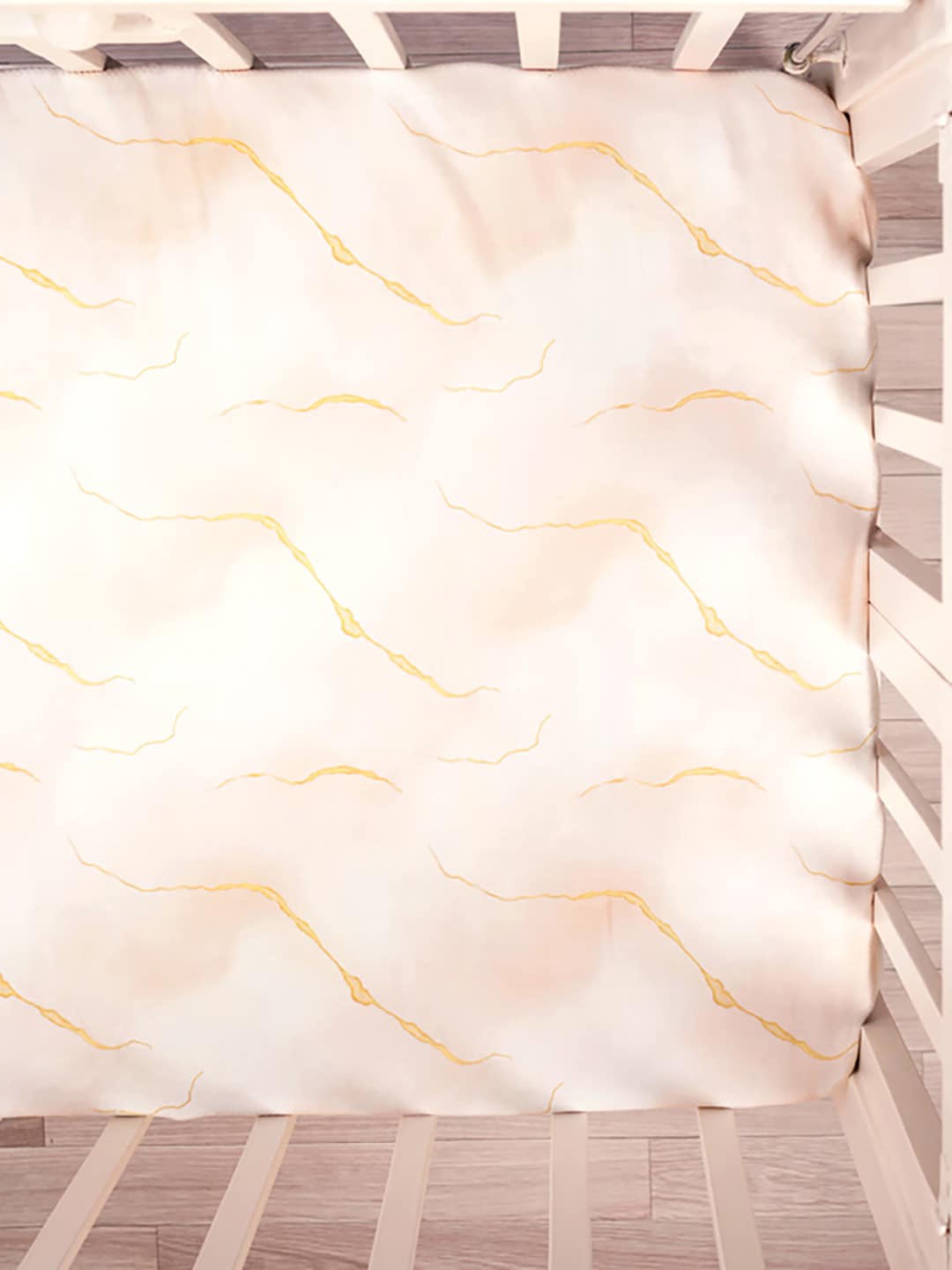 

Fancy Fluff Infants Printed Organic Cotton Baby Fitted Sheet, White