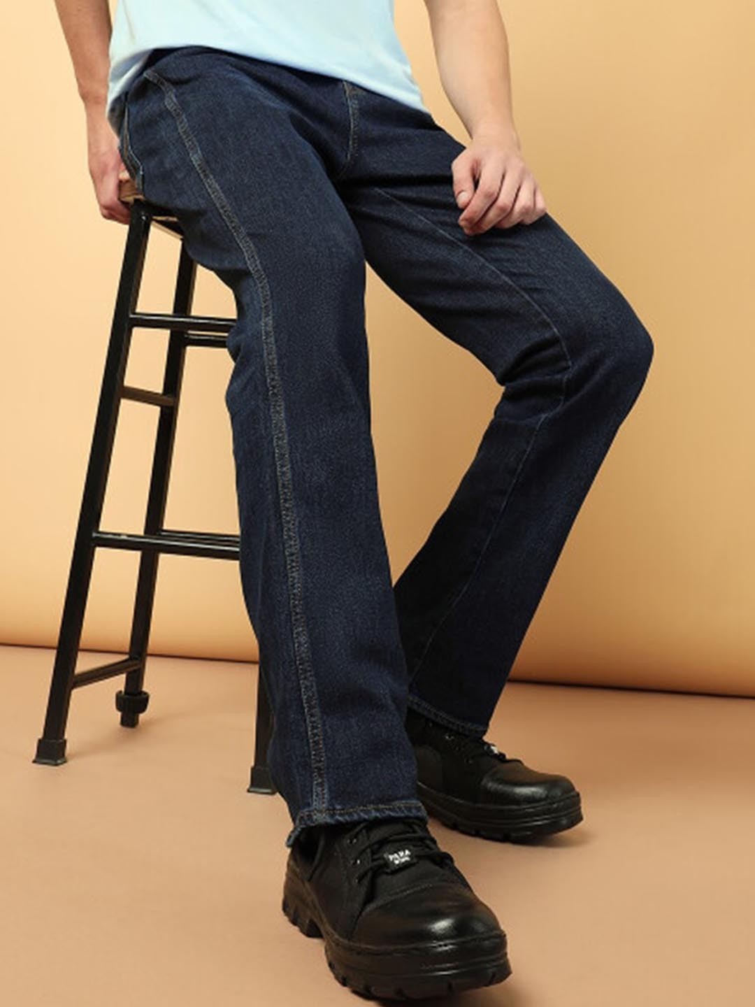 

Wrangler Men Bootcut Clean Look Stretchable Jeans, Blue