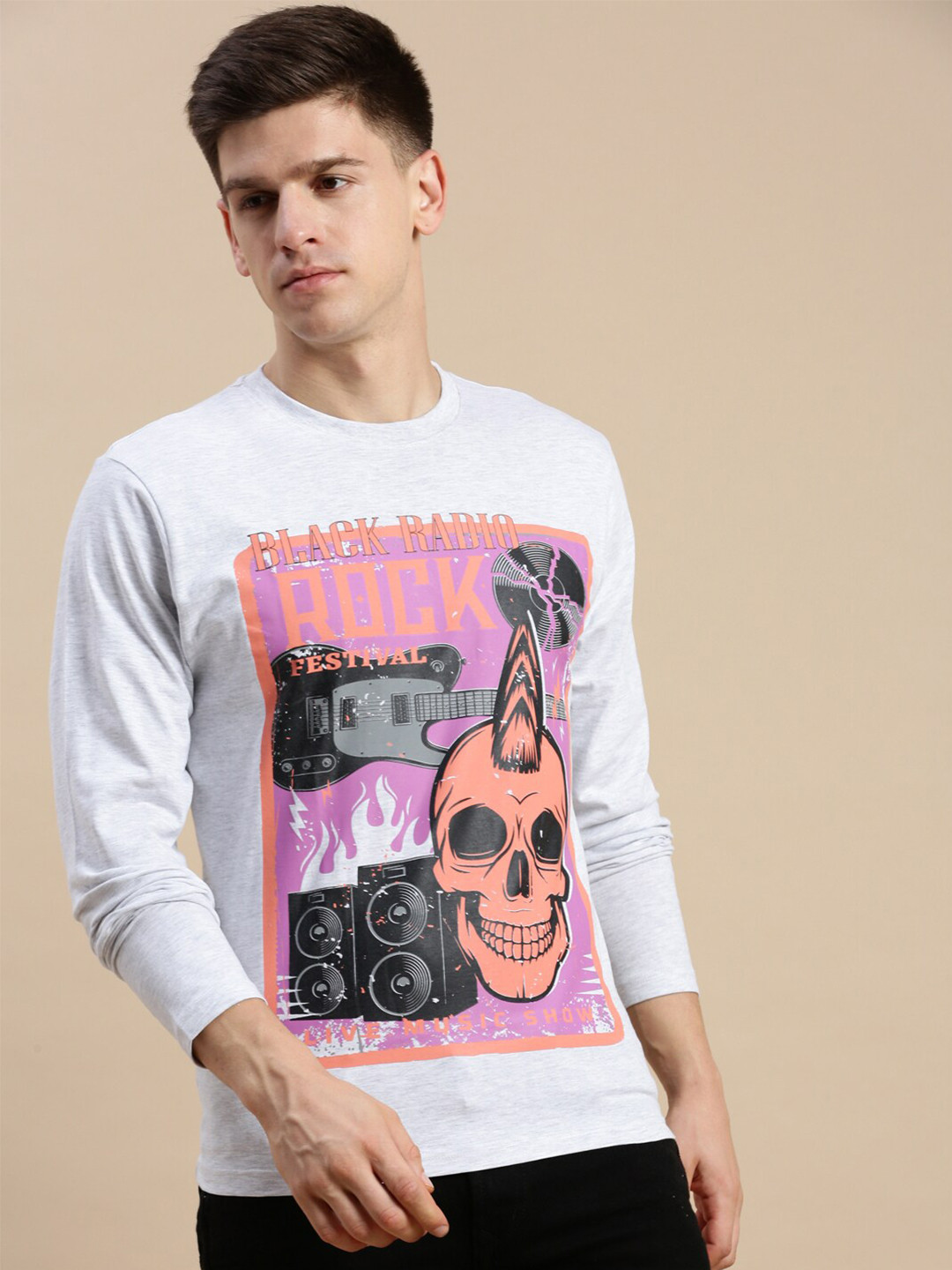 

BLACK RADIO Graphic Printed Pure Cotton T-shirt, Off white