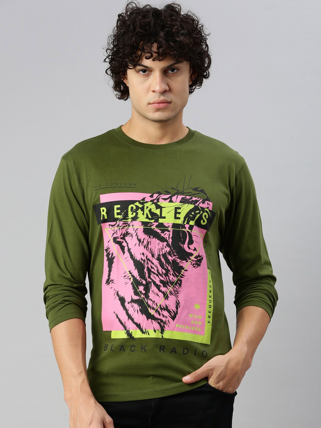 

BLACK RADIO Graphic Printed Pure Cotton T-Shirt, Olive