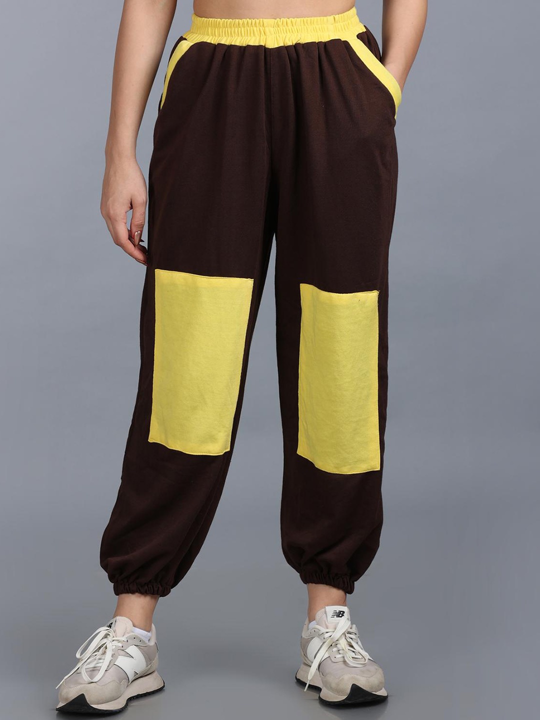 

The Dance Bible Women Colourblocked Cotton Joggers, Brown