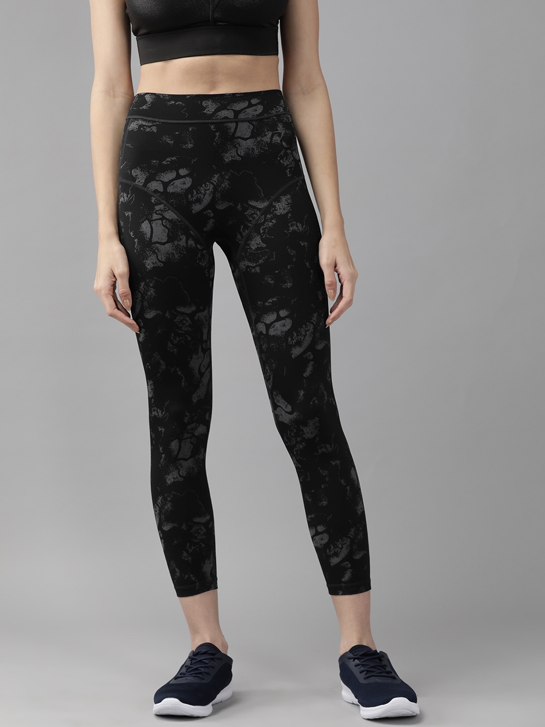 

Gymshark Women Printed Twins High-Rise Cropped Tights With Ruched Back, Black