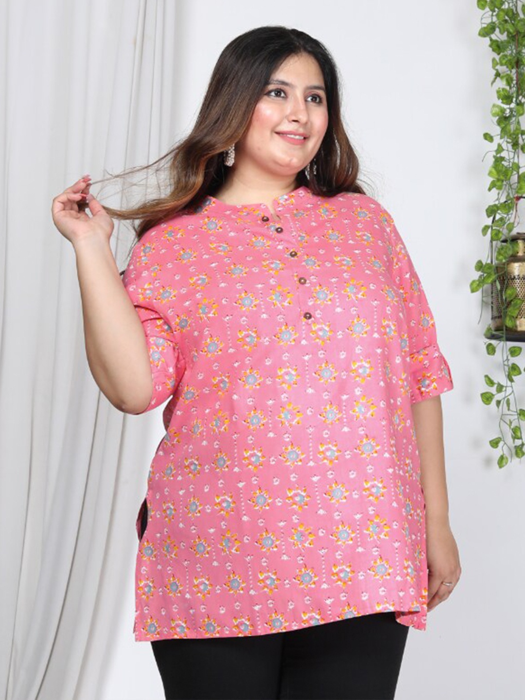 

Swasti Plus Size Floral Printed Pure Cotton Kurti, Pink