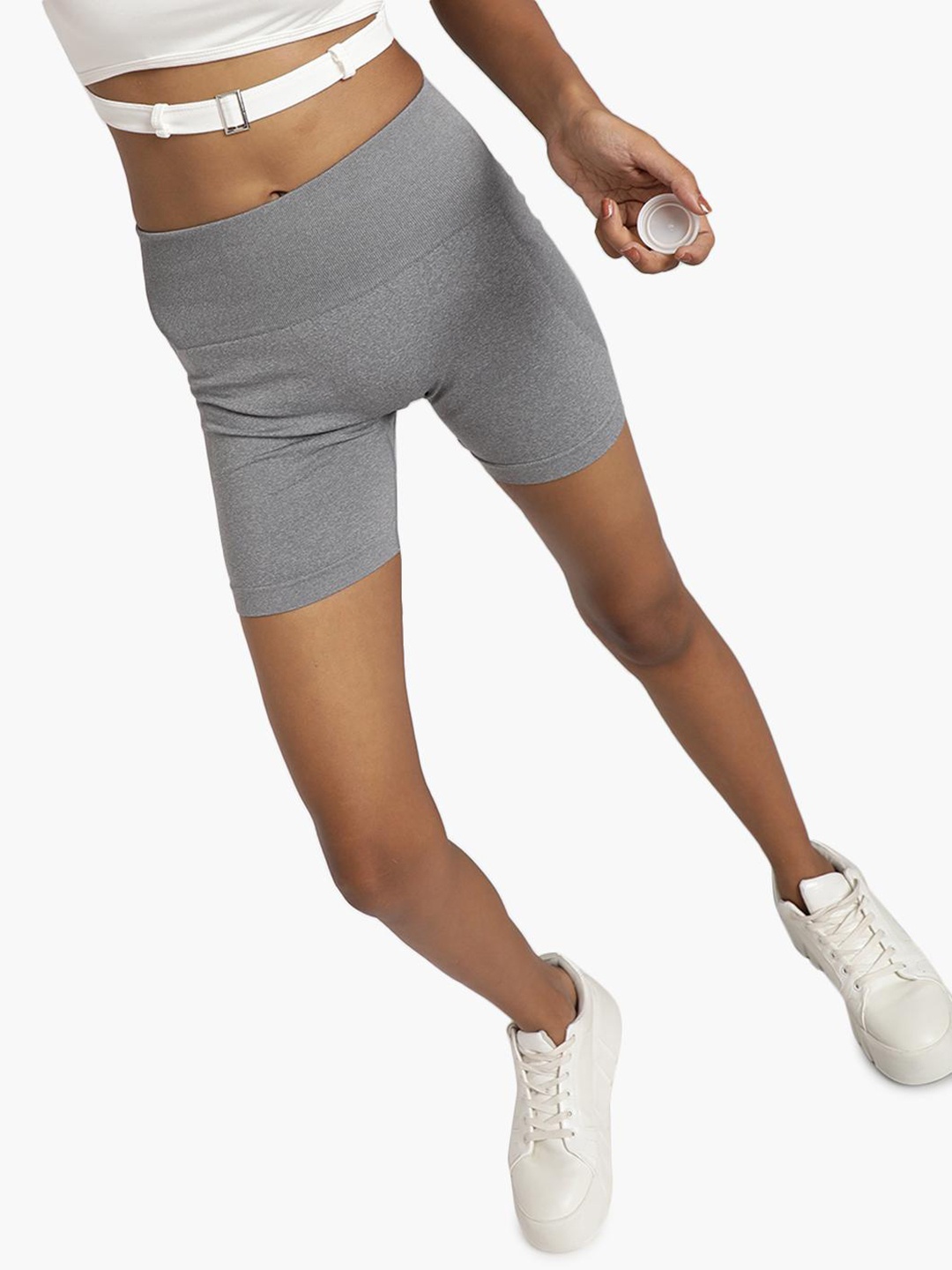 

Virgio Women Mid-Rise Sports Shorts, Grey melange