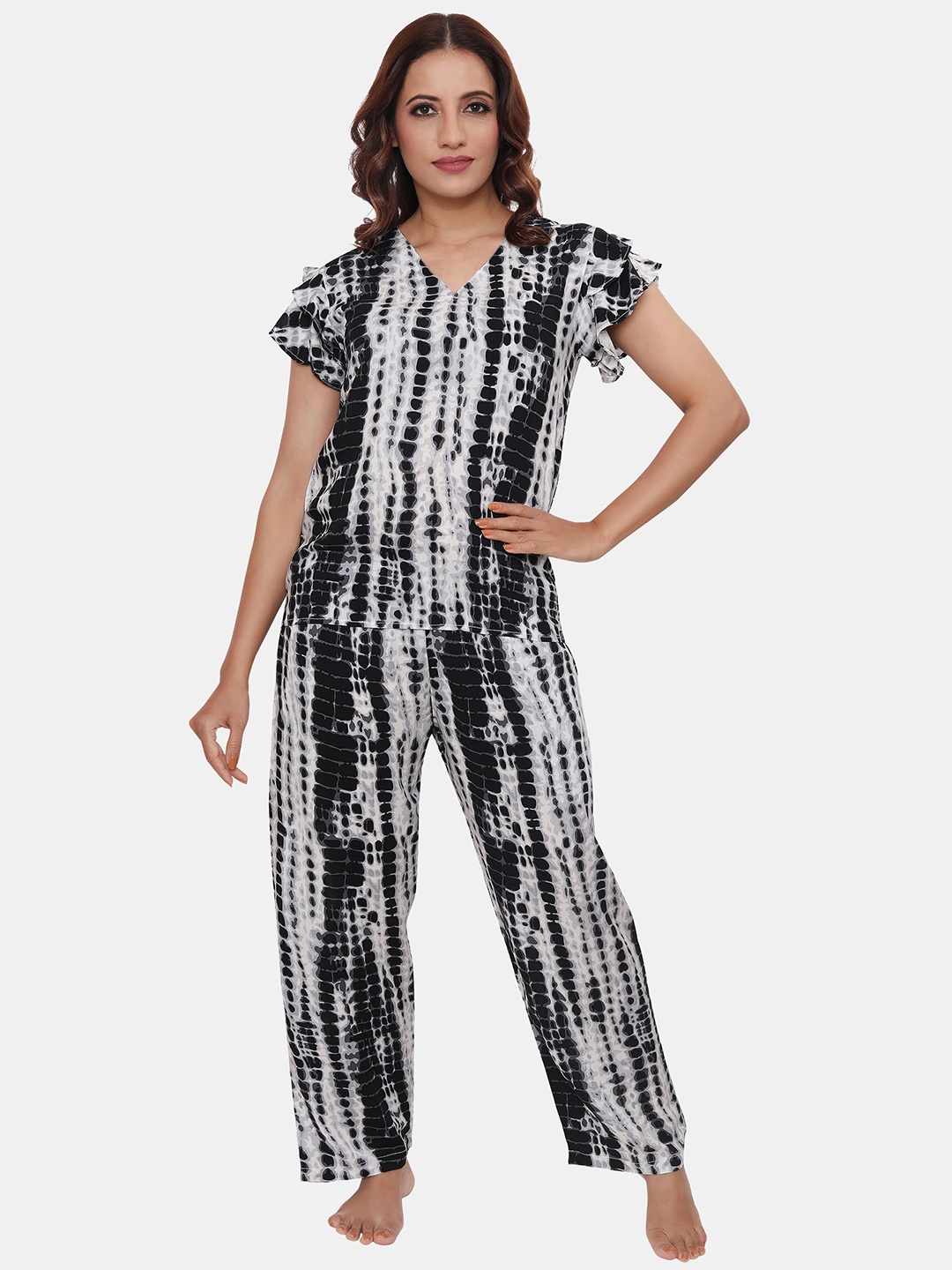 

ESTERIA Abstract Printed Night suit, Black