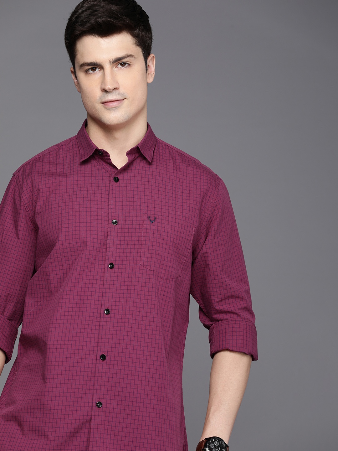

Allen Solly Men Sport Opaque Checked Casual Shirt, Maroon