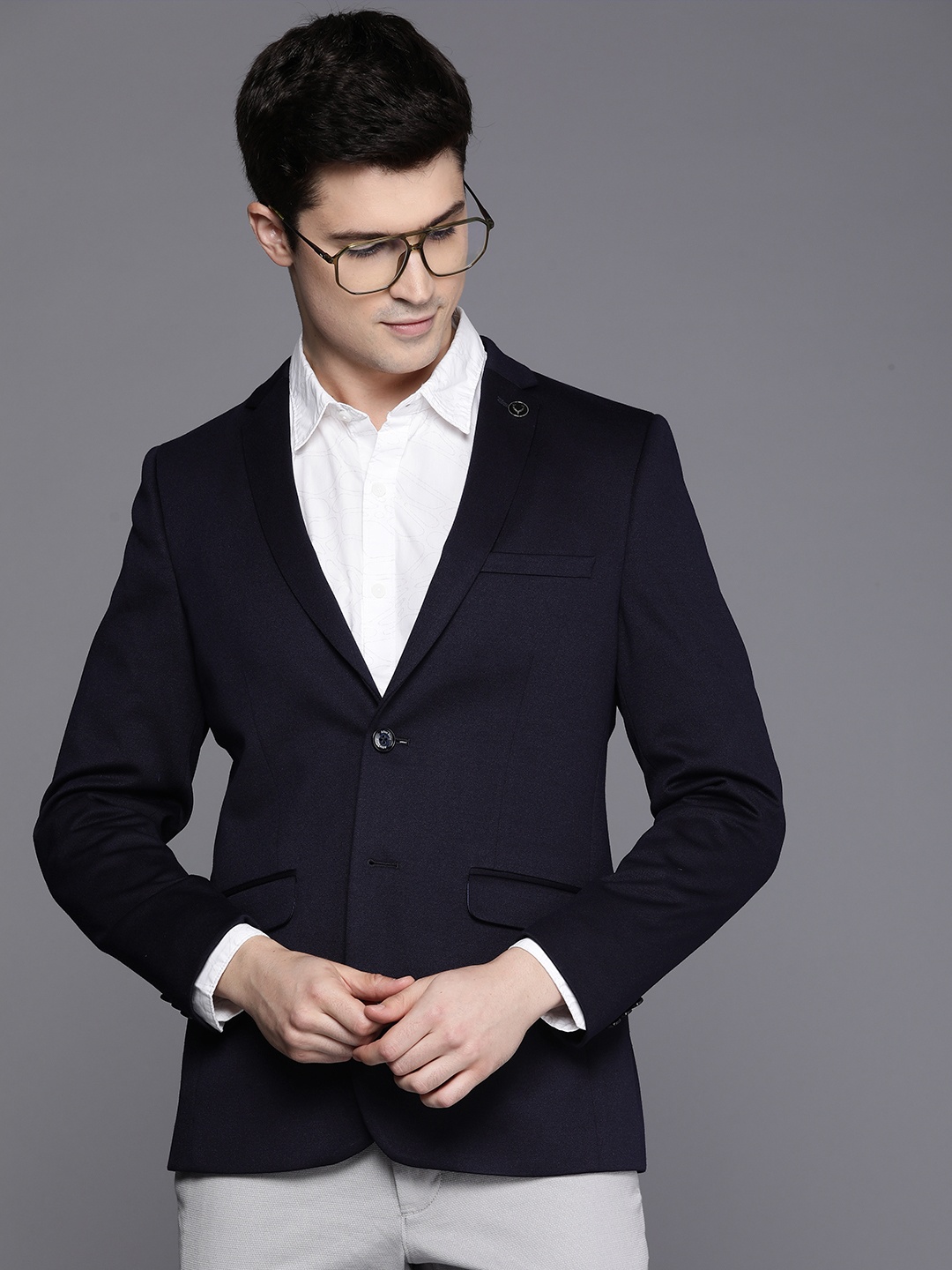 

Allen Solly Men Slim Fit Single-Breasted Formal Blazer, Navy blue