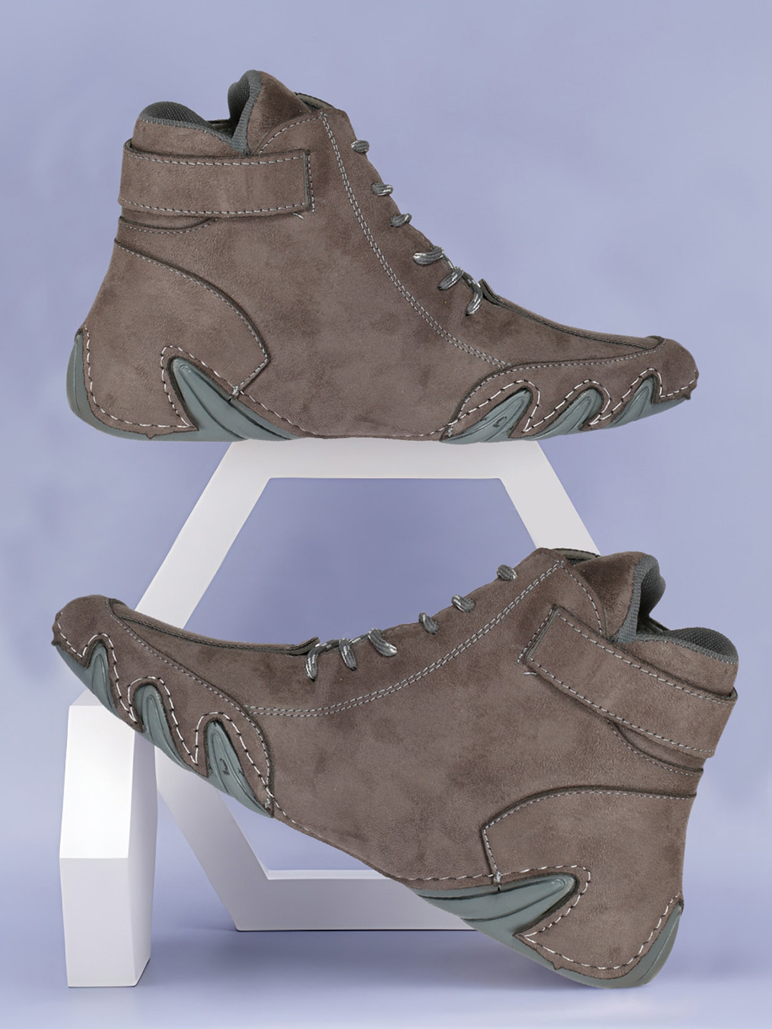 

MOZAFIA Men Mid-Top Nubuck Regular Boots, Grey