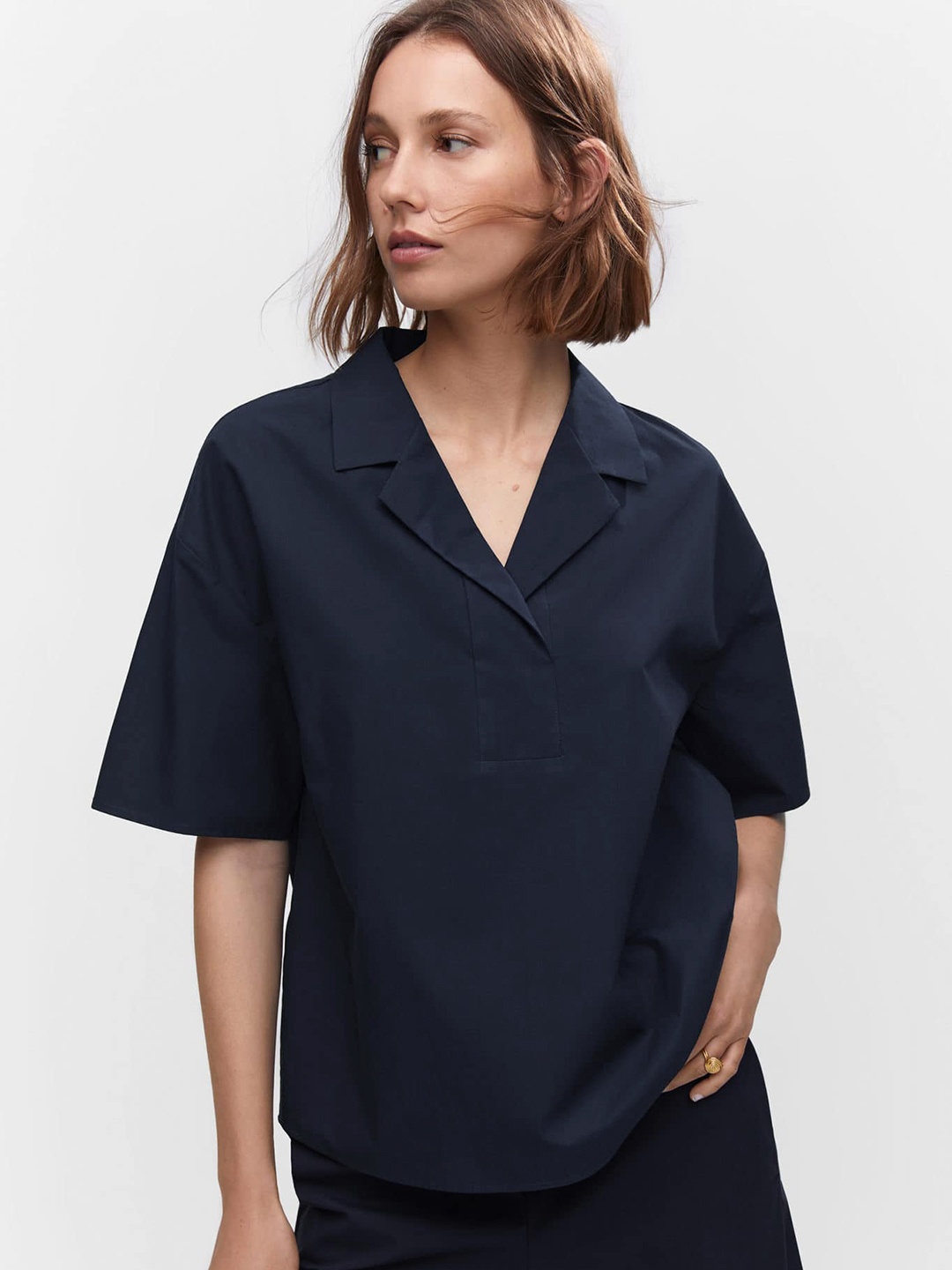 

MANGO Notched Lapel Collar Drop-Shoulder Sleeves Pure Cotton T-shirt, Black
