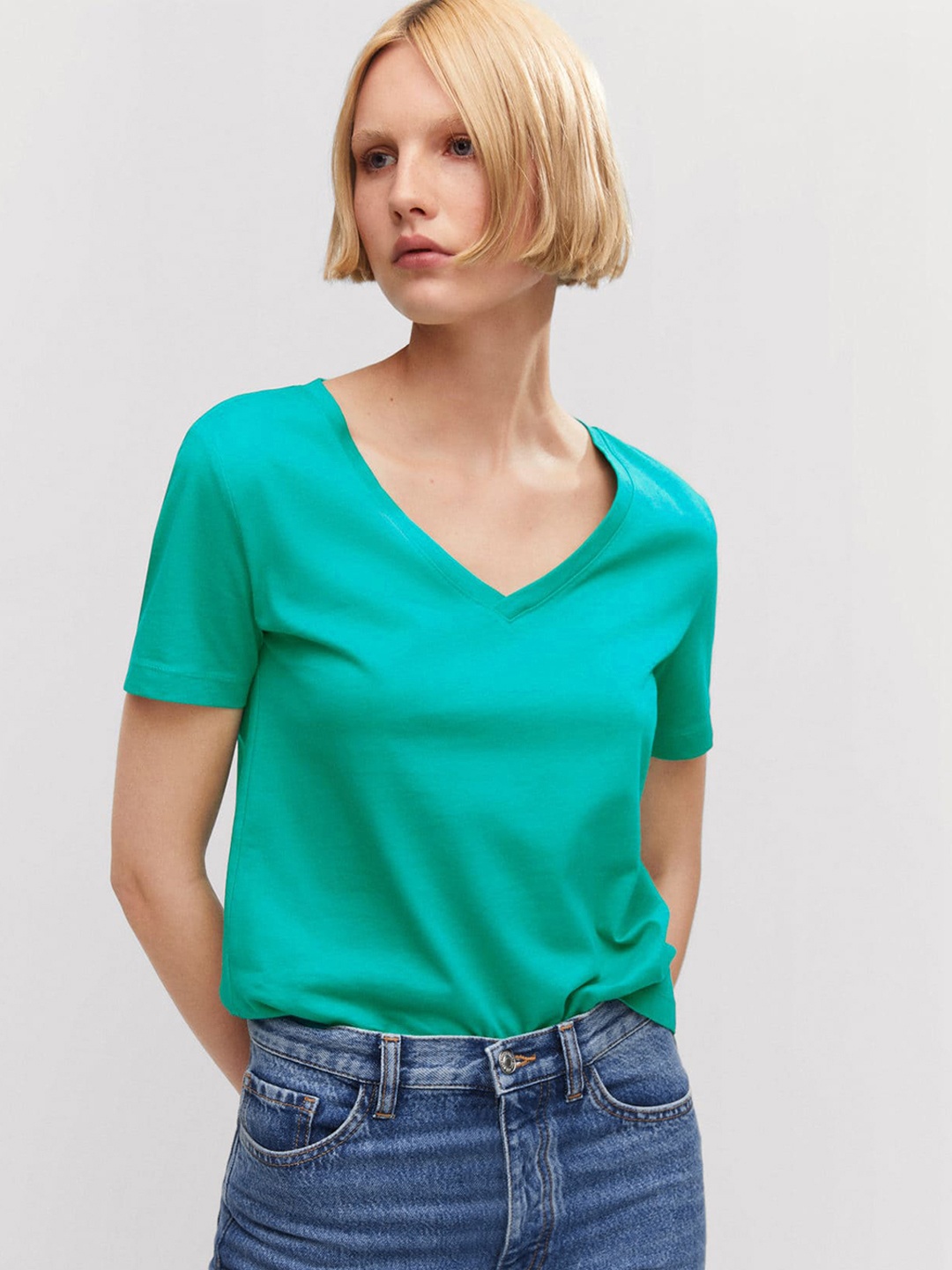 

MANGO Women V-Neck Pure Cotton T-shirt, Green