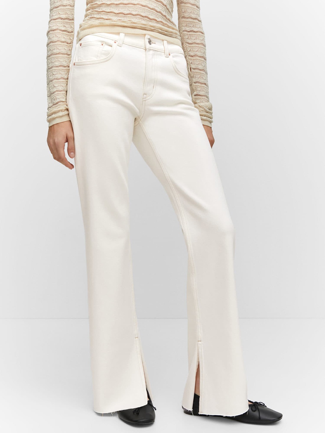 

MANGO Women Mid-Rise Straight Fit Stretchable Jeans with Slit Detail, Off white