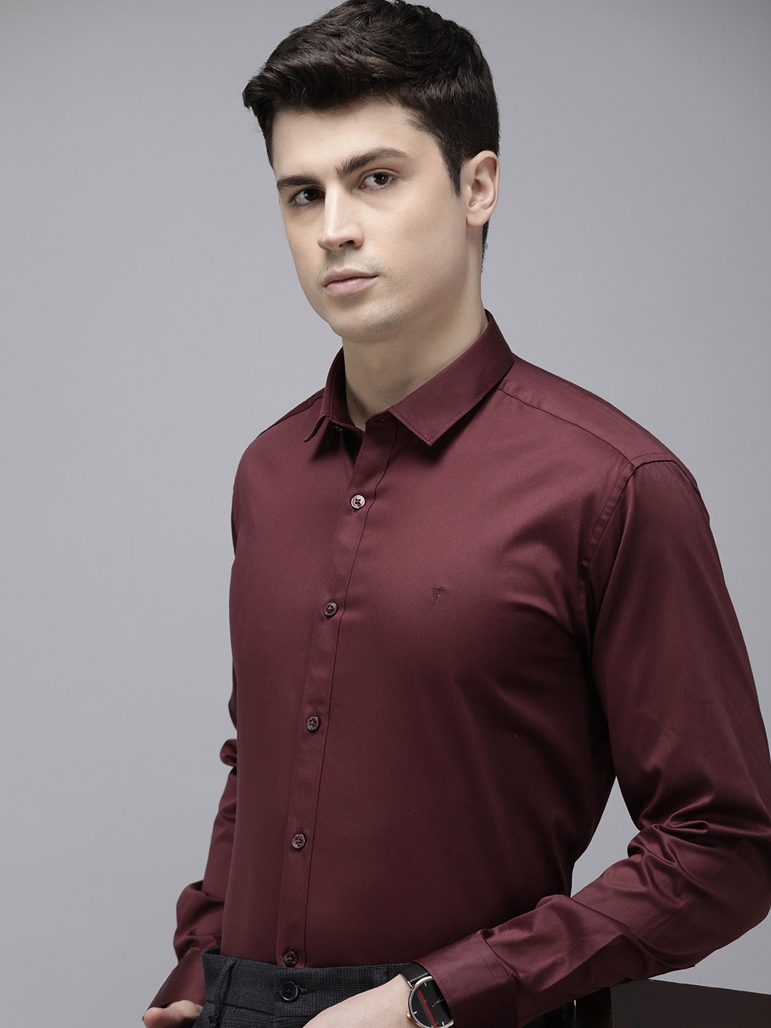 

V Dot Men Slim Fit Opaque Cotton Formal Shirt, Maroon