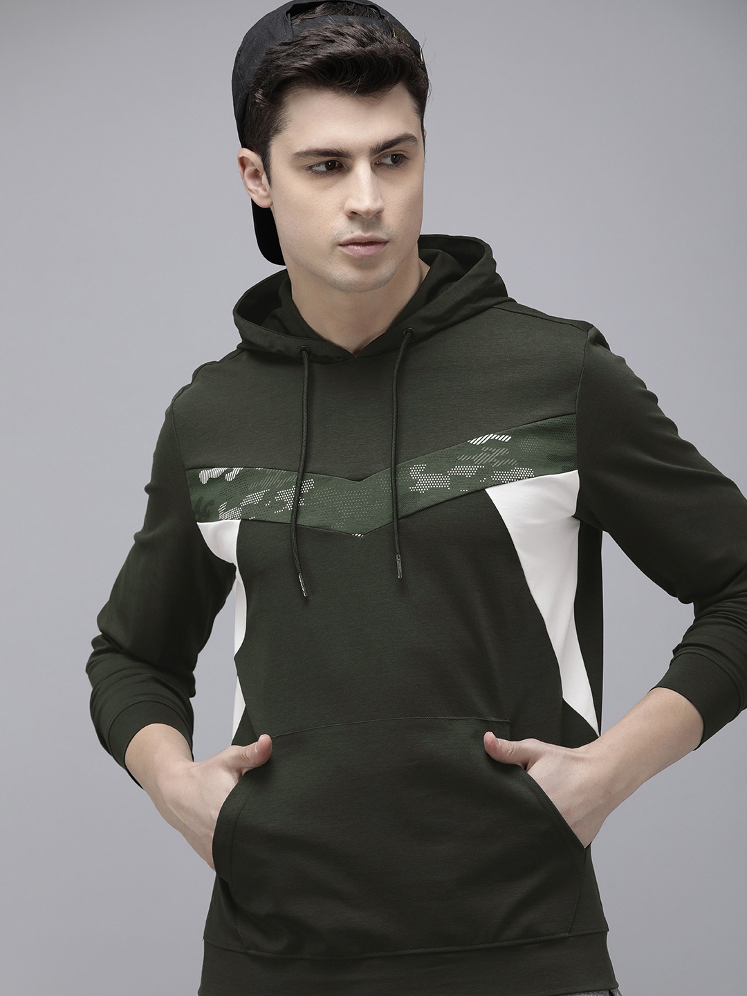 

Van Heusen Flex Men Colourblocked Hooded Sweatshirt, Olive