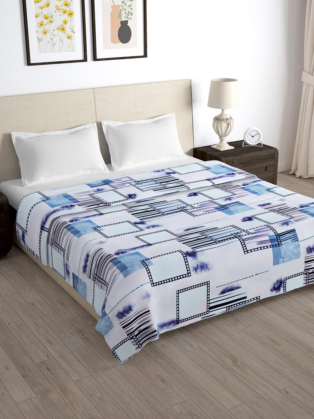 

Story@home Blue Printed Microfiber180 TC Double Duvet Cover