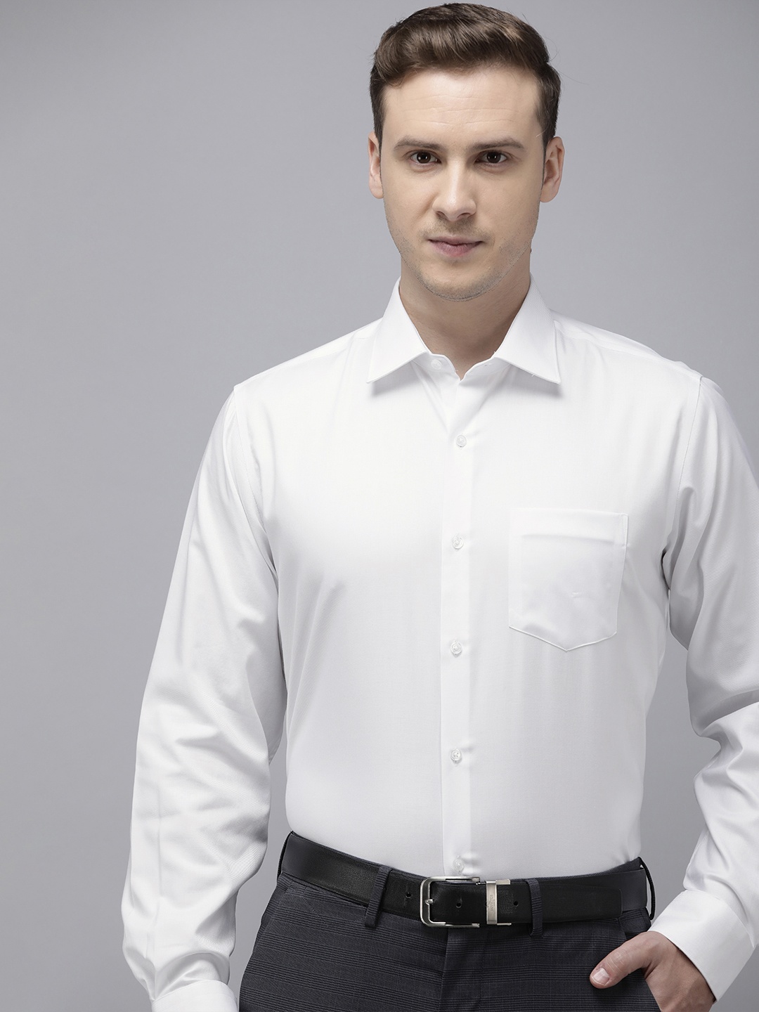 

Van Heusen Men Opaque Cotton Formal Shirt, White