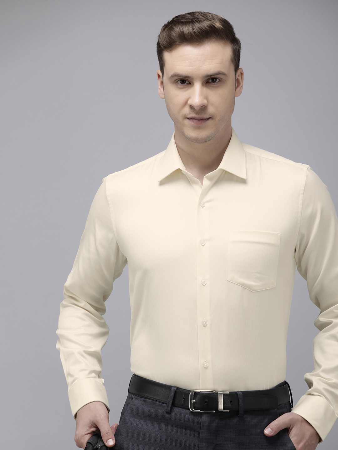 

Van Heusen Men Slim Fit Opaque Cotton Formal Shirt, Yellow