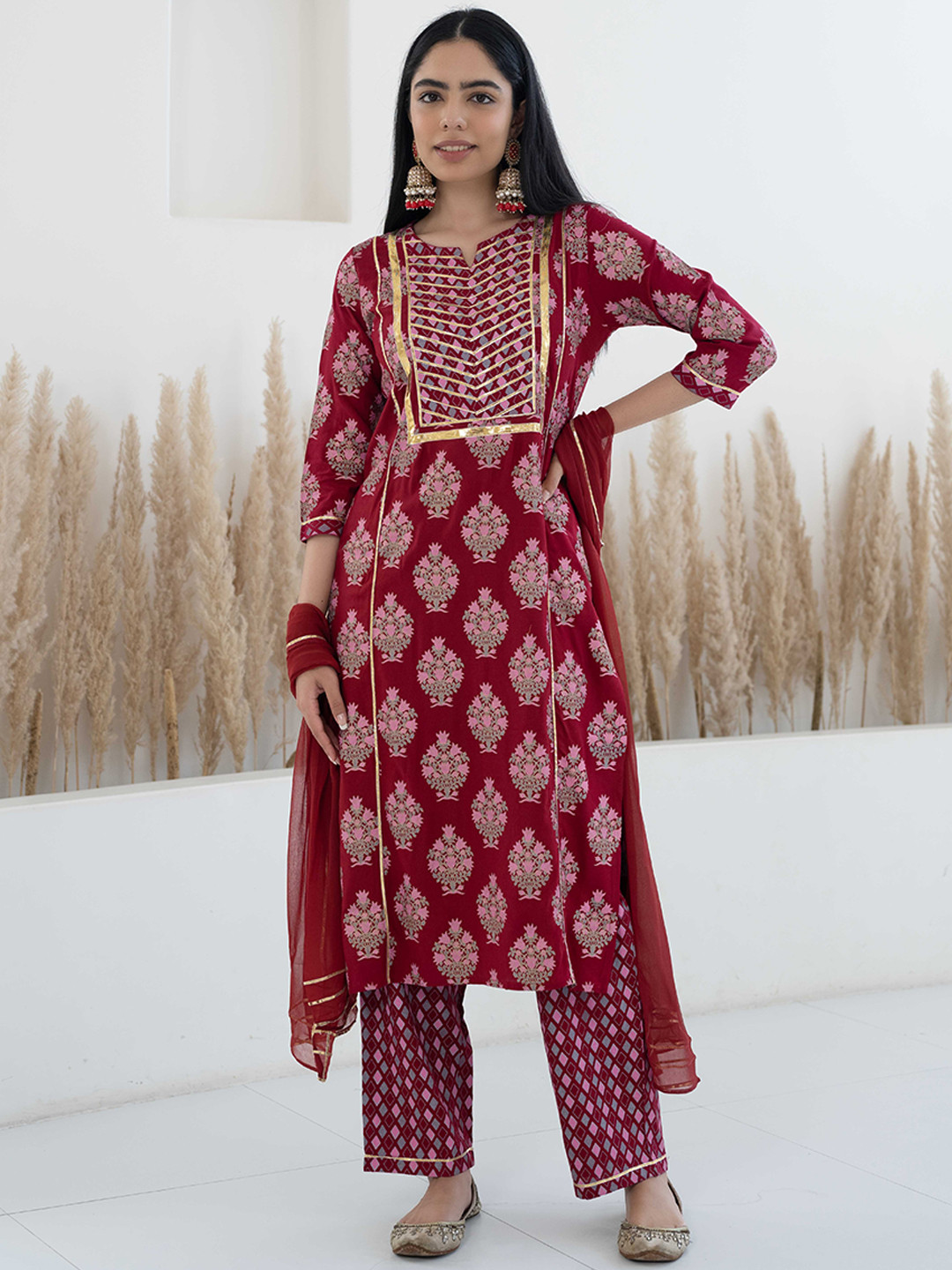 

Sangria Maroon Floral Printed Straight Gotta Patti Kurta With Trousers & Dupatta