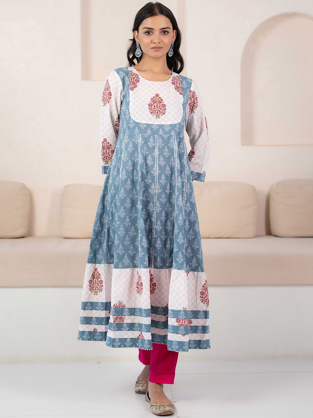 

Sangria Ethnic Printed Anarkali Kurta With Trouser, Blue