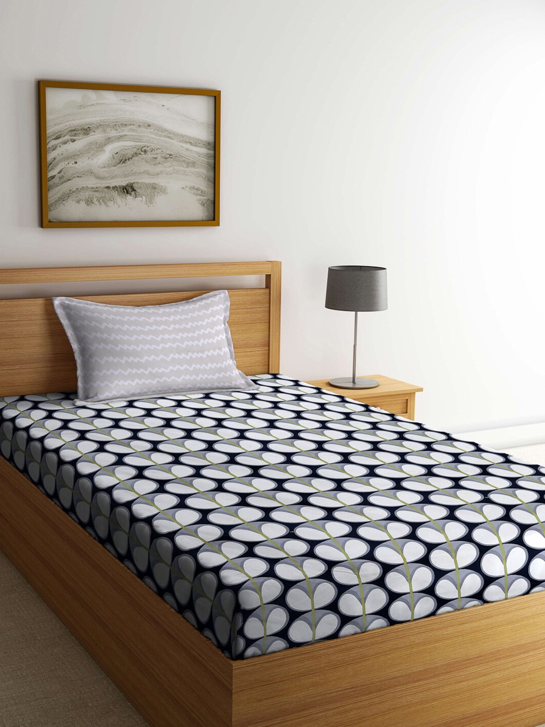 

KLOTTHE Blue & White Printed Polycotton 300 TC Single Bedsheet With 1 Pillow Cover